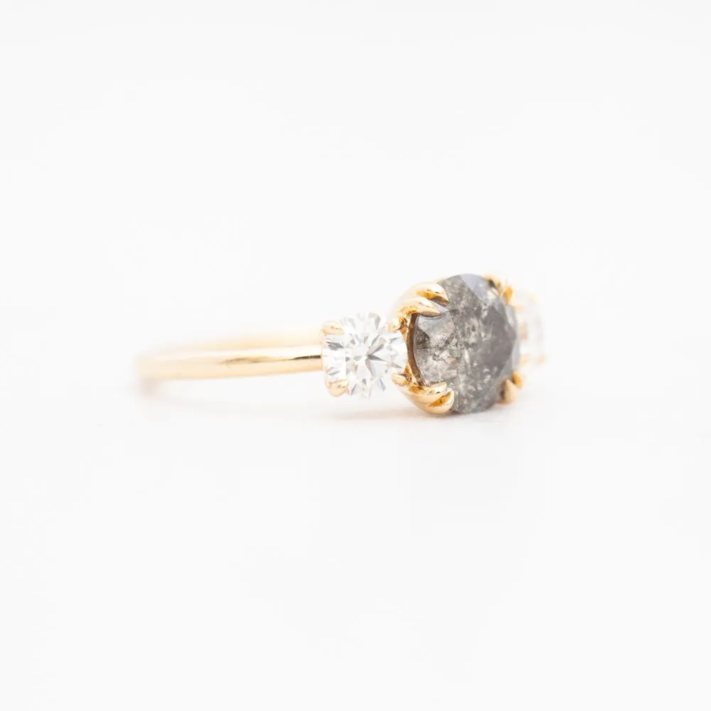 1.50 ct Grey Diamond Eleonore Three-Stone Ring