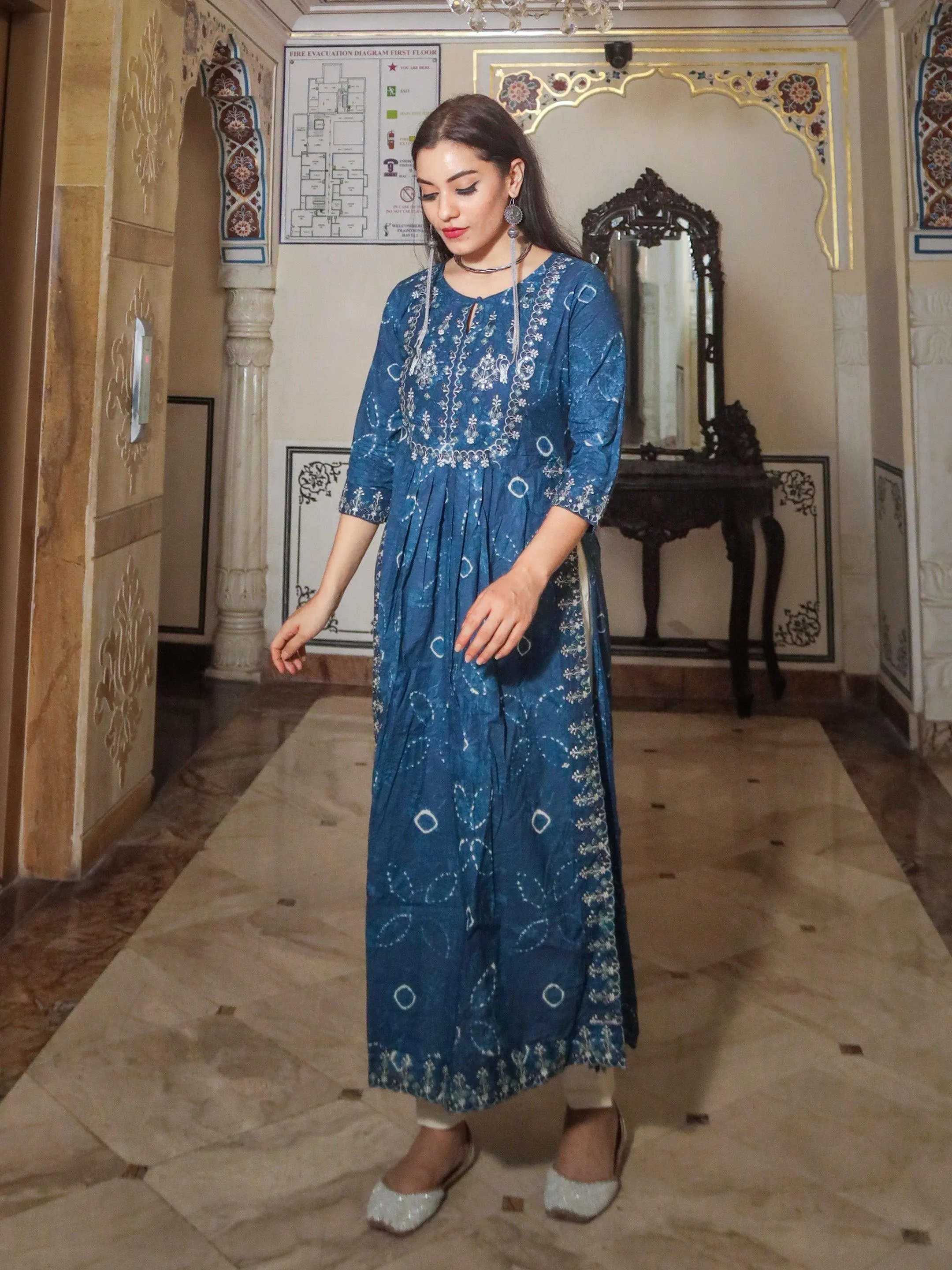 Divena Blue Cotton Nyra cut Kurta Pant set