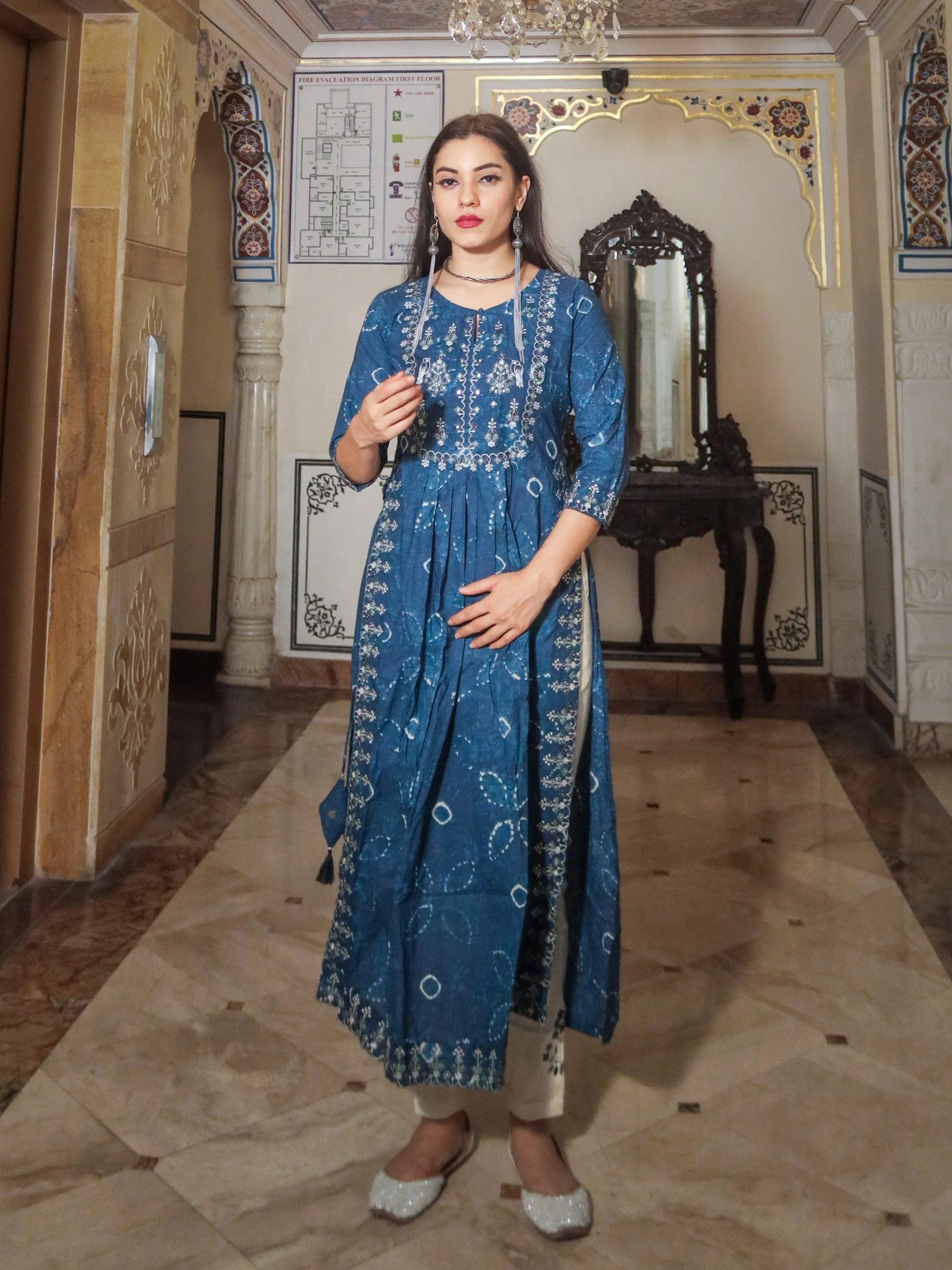 Divena Blue Cotton Nyra cut Kurta Pant set