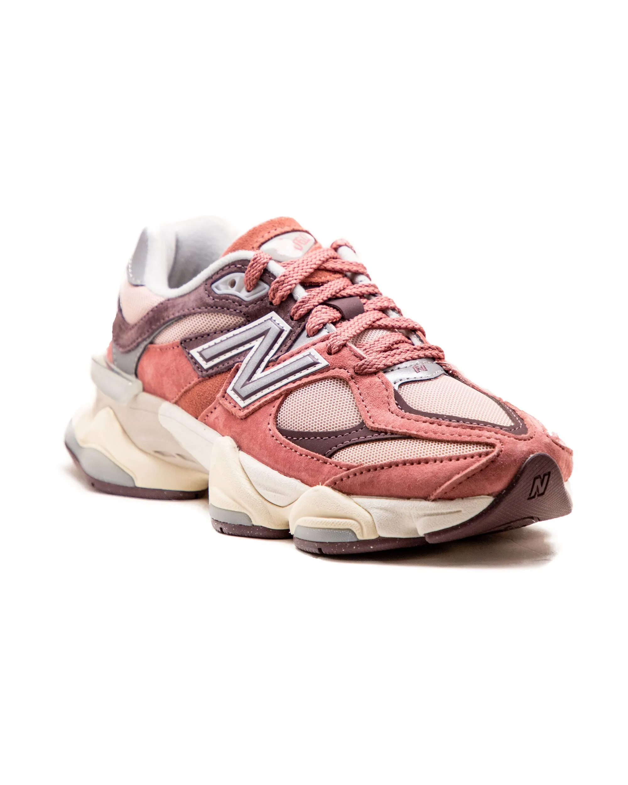 New Balance 9060 Sea Salt Cherry Blossom