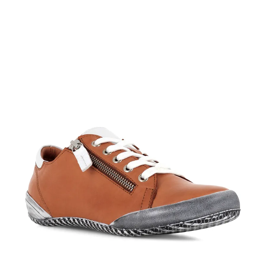 TESS - COGNAC/WHITE LEATHER